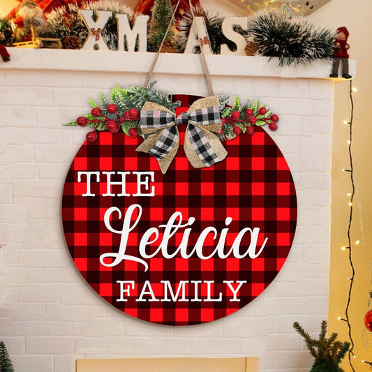 Rustic Welcome Wreath - Personalized Wooden Family Name Sign Farmhouse Style Christmas Door Hanger Decoration - Unique Memento