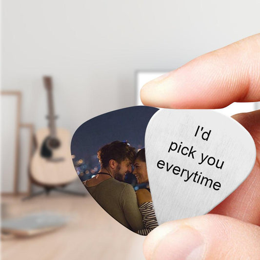 Personalized Plectrums - Custom Engraved Guitar Picks with Your Unique Text, Ideal Gift for Guitarists - Unique Memento